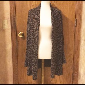 White + Warren Animal Print Cashmere Size L